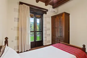 Villa Maza, beautiful stone villa in traditional village Maza, Chania - Image 4