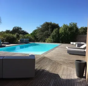 Chambre d’hôte avec vue mer et piscine - Image 3