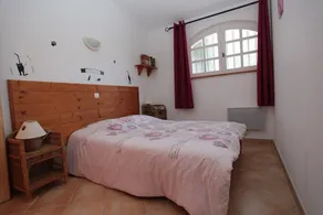 House 55m2, large swimming pool - Image 3