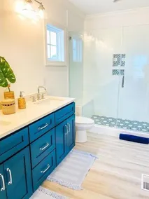 1030 Ocean 5 Bedroom Home by RedAwning - Image 2