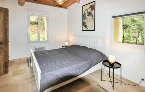 2 Bedroom Cozy Home In Apt - Image 4