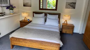 3 bedroom house with gas heated pool and great outdoor entertaining areas. - Image 5