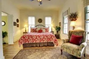 Gruene's Yellow Haus & Suite, pour 1 à 14 personnes, à pied de Gruene Hall & River - Image 4