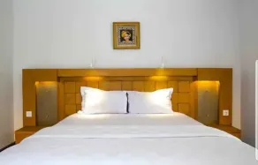 Largr 6 Bedrooms & 6 bathrooms villa, Legian. - Image 4