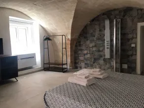 TRAMONTANA apartment with whirlpool shower in the room - Image 2