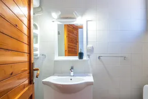 Apartment \"La terrazza sul Mare\" with Sea View, Terrace & A/C - Image 5