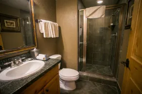 Silverado Lodge Rustic Condo with Private Balcony - Image 5