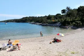 Toværelses lejlighed med terrasse Cunski, Losinj (A-8010-a) - Image 5