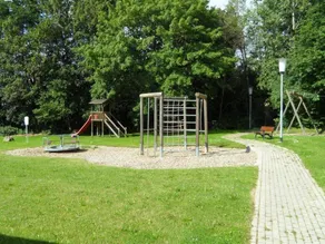Ferienhaus am Felsen - Ferienhaus, Dusche, WC, 3 Schlafräume - Image 2
