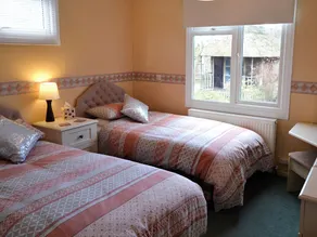 Alojamiento de 3 habitaciones en Wroxham - Image 5