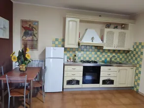 Cozy apartment within walking distance of downtown - Image 4
