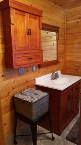 Cedar Lodge är en pittoresk rustik stuga med moderna bekvämligheter. Avkopplande och varm! - Image 3
