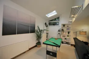 Ty Glas Mews (2 beds) - Image 3