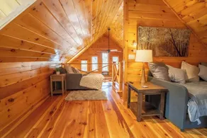 Beautiful private rustic log cabin, pool, hot tub - Image 3