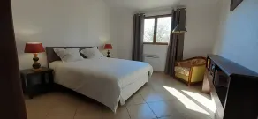 Authentic Maison de Maitre Meunier in the heart of vineyards and organic crops. - Image 5