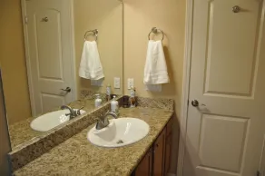 300 Glenwood Circle 1 bd Condo - Charm, Quiet, Spacious with Pool, Gym, Balcony - Image 5