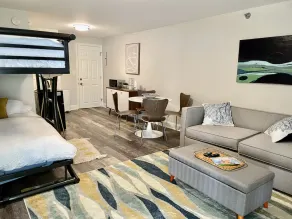 Brand New! Studio B: Sleeps 4, Walk to beach/town, seasonal pools, kitchenette  - Image 4