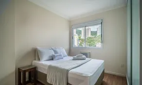 Sophisticated Apartments Just Minutes From Lagoa da Conceicao and Praia Mole Elts - Image 4