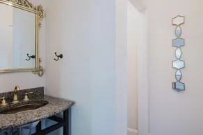 Mary Margaret Cottage - Spacious 4 Bed Coastal Home, Historic Old Town Bluffton - Image 3