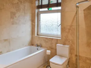 Alojamiento de 3 habitaciones en Tynemouth - Image 2