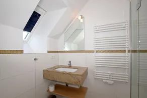 Beachfront apartment with balcony, use of swimming pool and sauna - Rex Rugia apartment 28-6 - Image 2