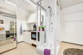 Casa vacanze 'Wohncontainer Derdak' con terrazza privata, Wi-Fi e aria condizionata - Image 5
