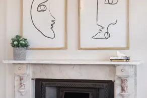Huge Harbour View Apartment In Historic Home - Image 2