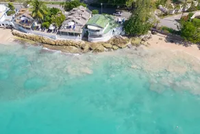 Charming Beachfront Villa - Sunset Reach - Image 4