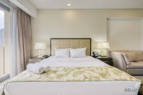 Upscale Studio at The Address Residences Dubai Marina by Deluxe Holiday Homes - Image 5