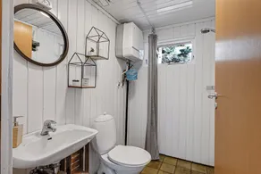 Cozy Summerhouse In An Incredibly Scenic Location - Image 3