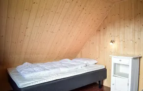 2 Bedroom Lovely Home In Stolmen - Image 5