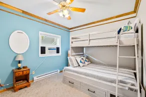 Lakefront Cottage on Webster Lake with Beautiful Sunsets, 2 bed, 1 bath - Image 5