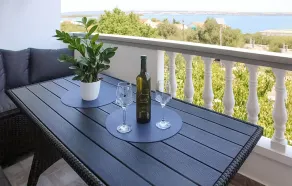 2 bedroom nice apartment in Tkon - Image 5