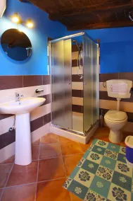 2 bedrooms, 2 Bathrooms Villa, near the Sea, Garden, AC, 10 minutes from Cefalu - Image 3