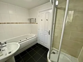 Detached lakeland cottage, with private hot tub and leisure facilities, pool  - Image 5