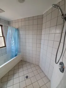 Cozy cabin in private gated community with Hot Tub! - Image 3