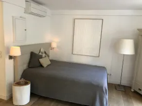 Studio de luxe, dans une ruelle calme, au coeur de la vieille ville de St Tropez - Image 5