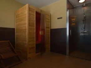 Robertville Lakeview Escape - Image 4