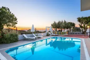 Unique Sea View - Sunset with Full Privacy!Bedrooms with en-suite bathrooms-GYM - Image 5