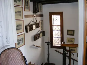 Traditional villa with great views convenient for the beach, local area & sites - Image 2