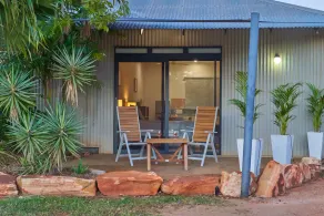 Quiet Studio Hideaway 5 minutes Walk to Cable Beach - Image 5