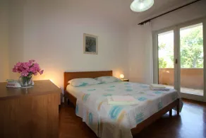 Holiday apartment in a quiet location with internet access - Image 5