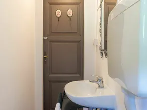 Smuk privat feriebolig for 6 gæster med WIFI, privat pool, TV, gårdhave og kæledyr tilladt - Image 2
