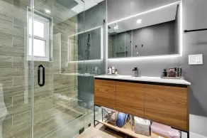Lovely home with heated Pool a mile from the beach - Image 2
