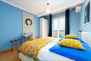 Golden Cove Apartment - Image 5