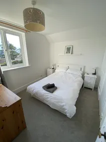 Cottage with sea and countryside views - sleeps 6 - Image 5