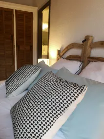 Amazing villa near the beach - Image 4