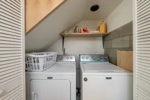 2 Wohnzimmer! Eins für Erwachsene und eins für Kinder! - Image 2