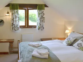Alojamiento de 2 habitaciones en Dunkeswell Abbey, near Honiton - Image 3