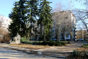 Светъл и топъл апартамент в централната част на града, близо до Рус.университет - Image 5